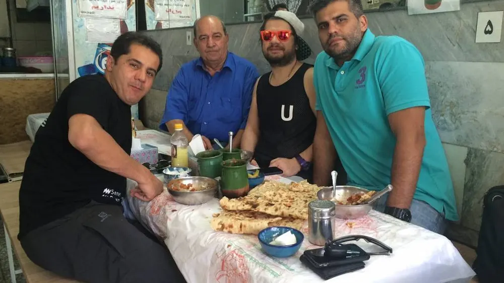 دیزی سرای ناصر خان — عکس 1