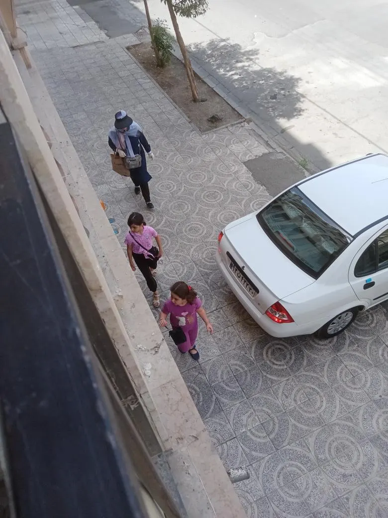 رستوران بزرگ گلها(اصل) — عکس 5
