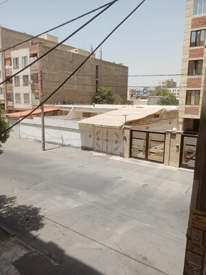 رستوران بزرگ گلها(اصل) — عکس 6