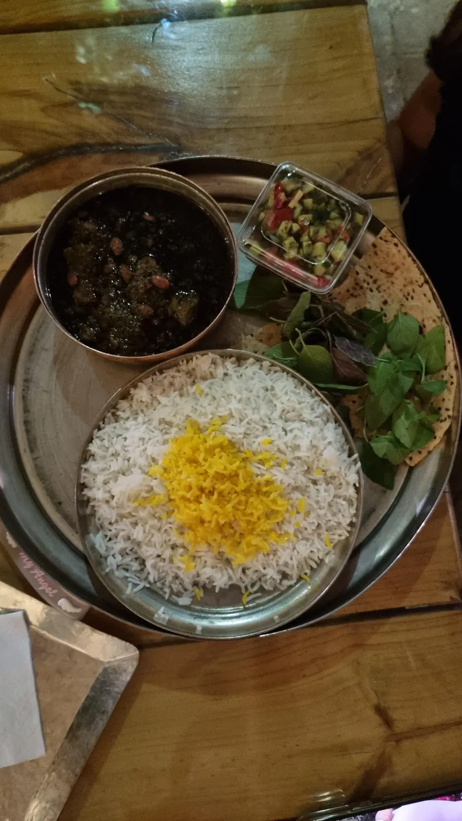 رستوران نمکدان — عکس 2