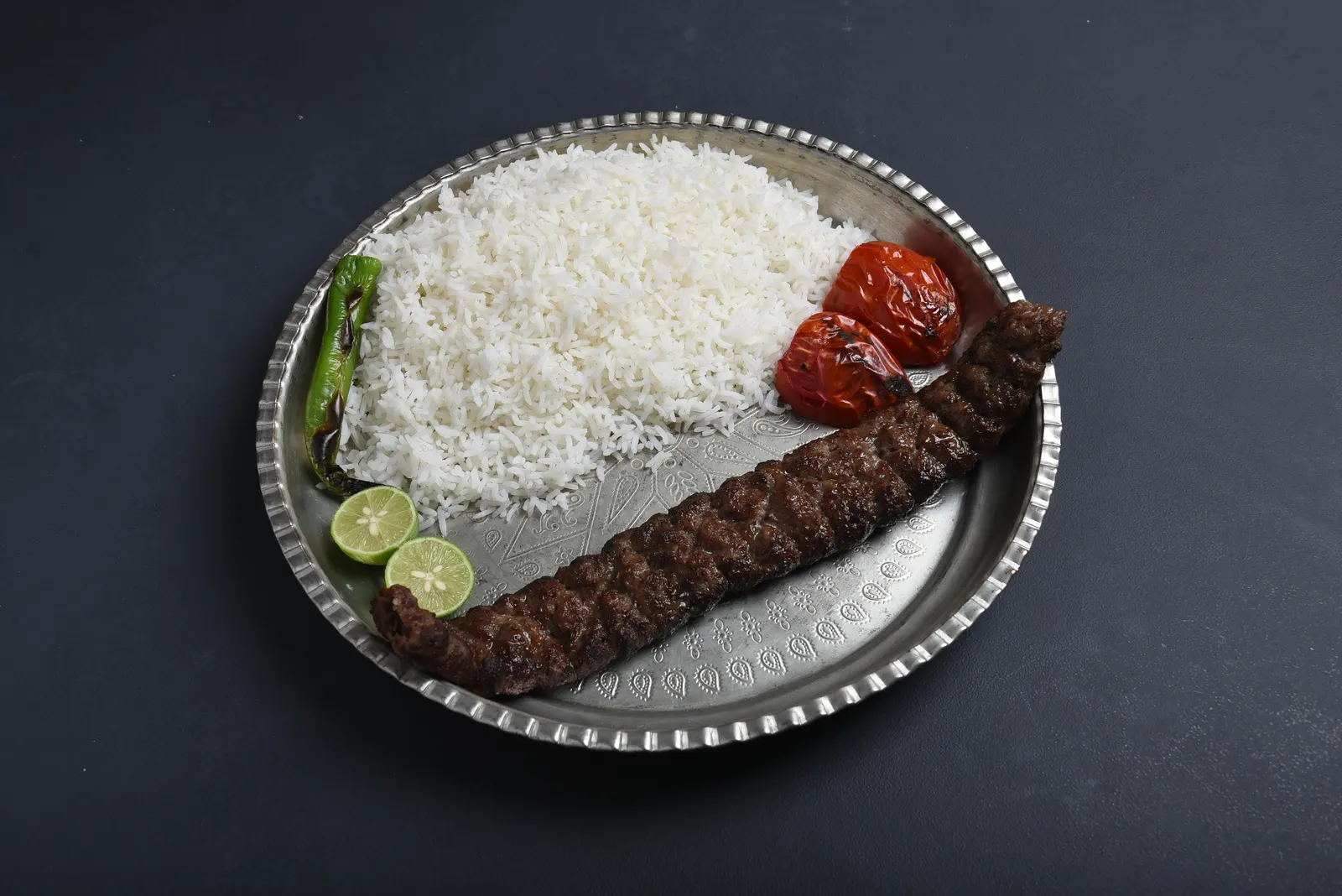 کبابی و رستوران تی نان تی کباب — عکس 3