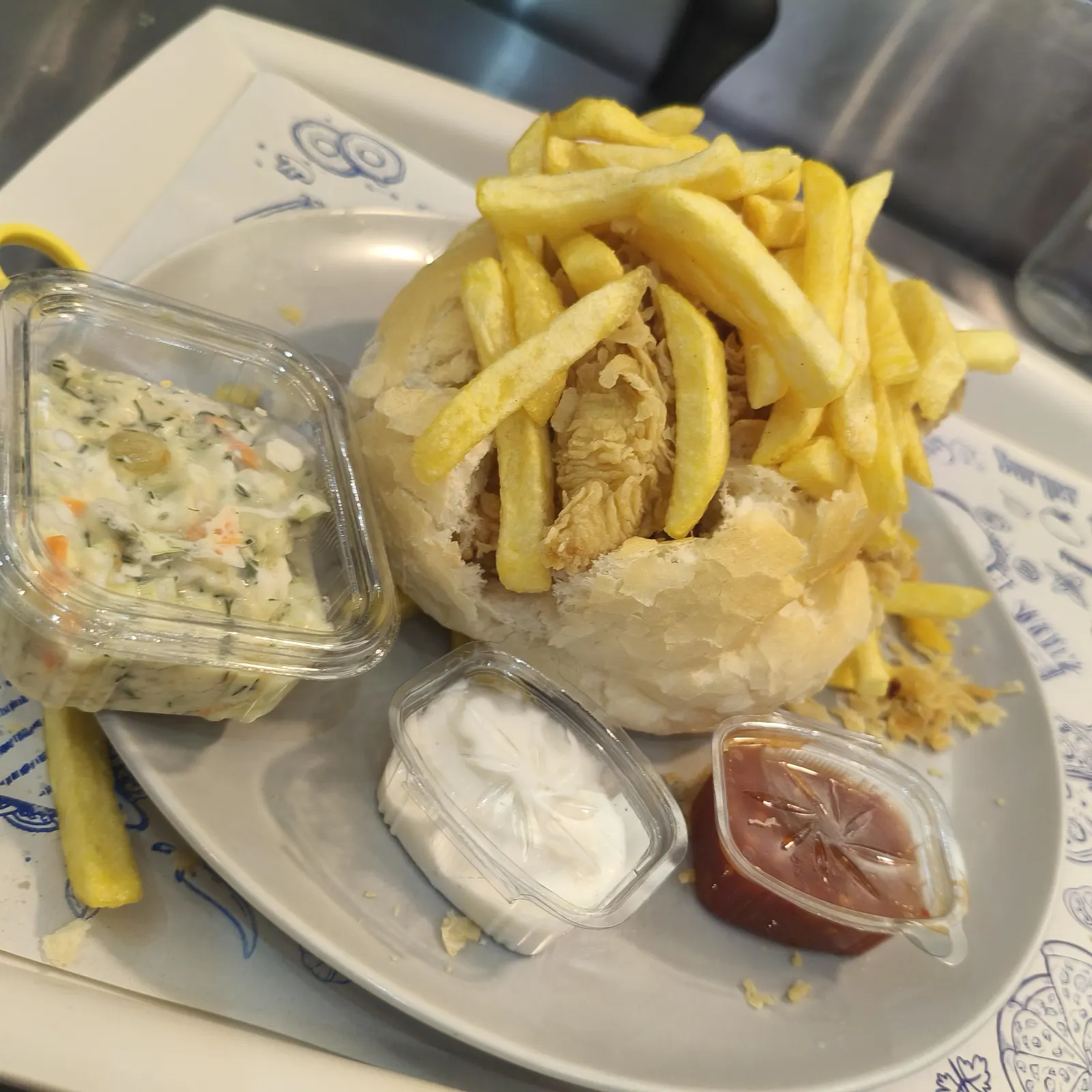 فست فود سوخاری هیوا — عکس 1
