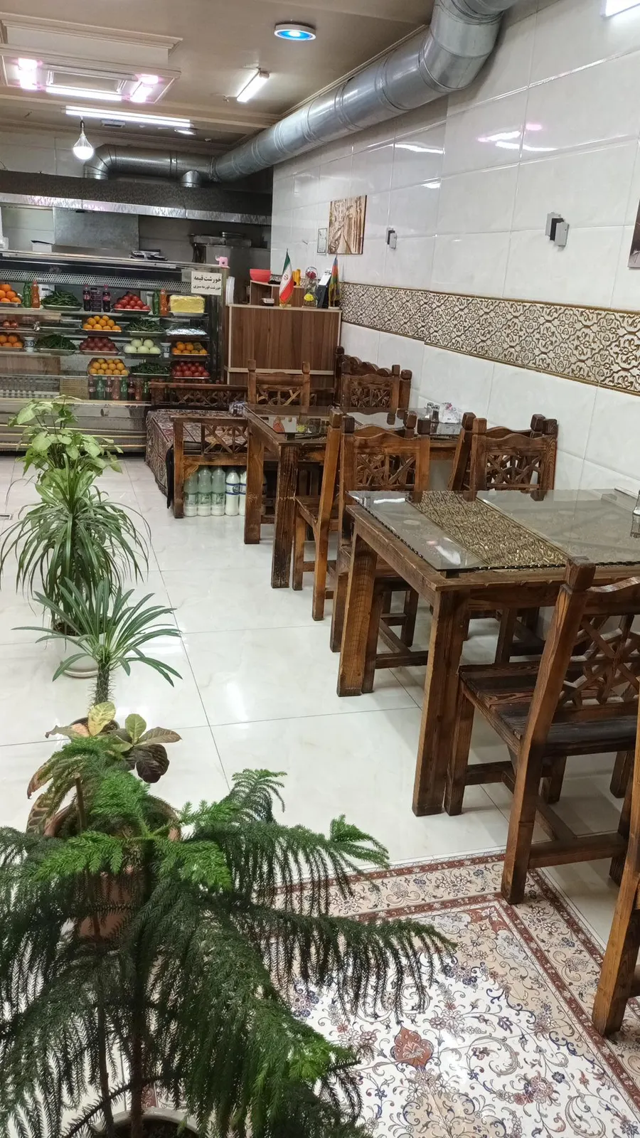 کبابی رستوران جوانه — عکس 4