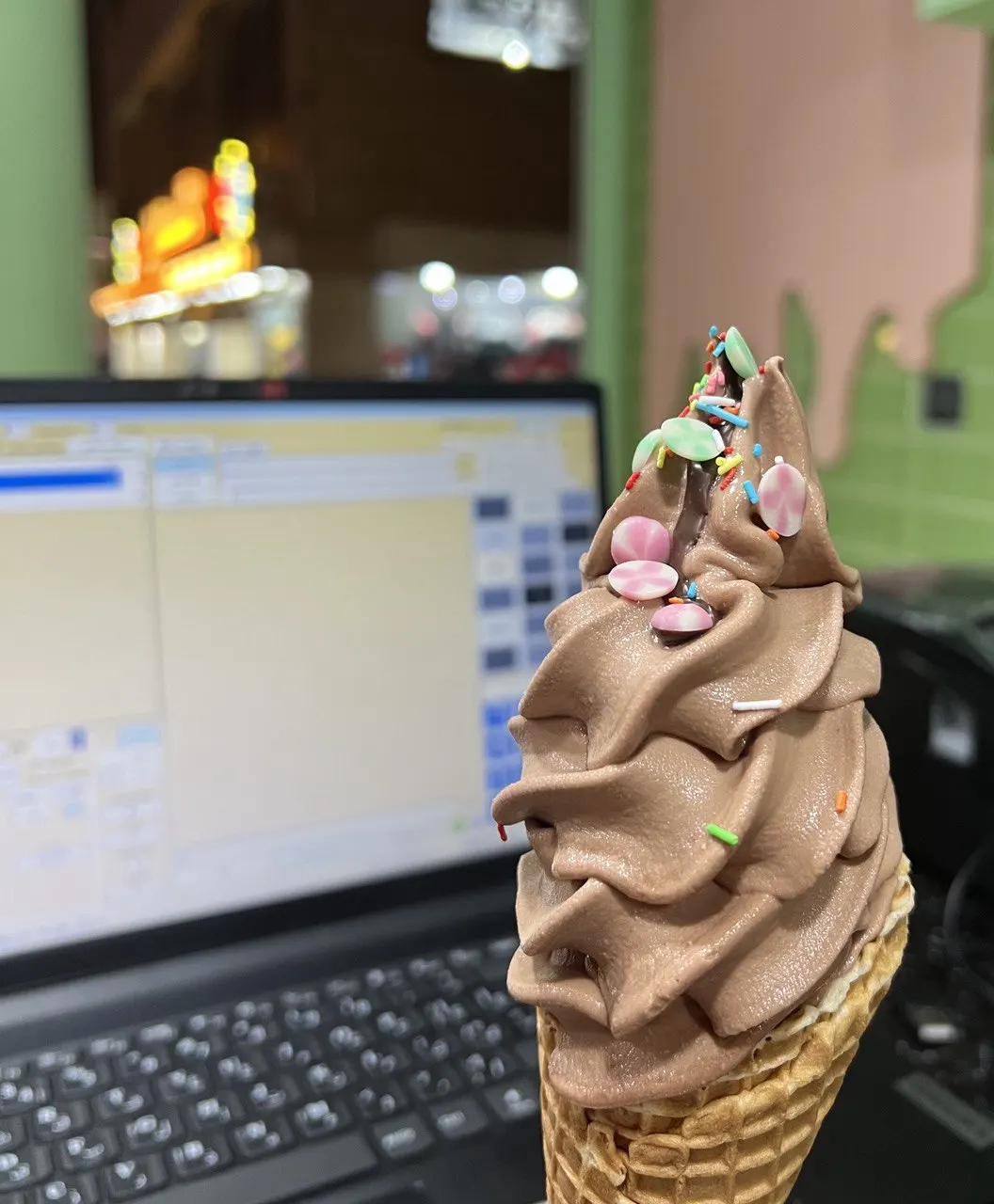 بستنی رابو — عکس 1