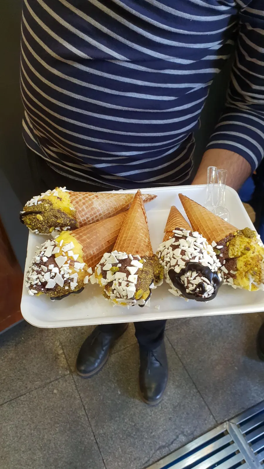 بابا بستنی — عکس 2