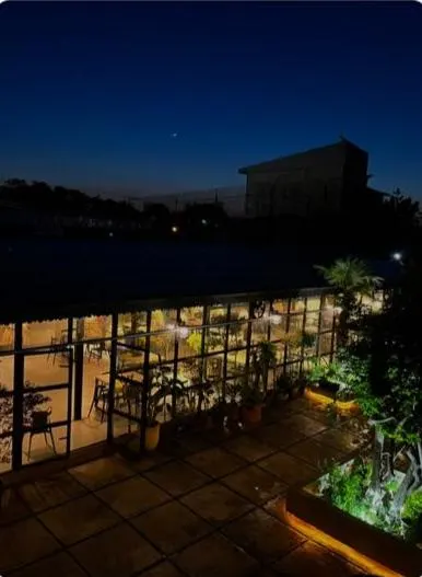 باغچه رستوران نهال — عکس 5