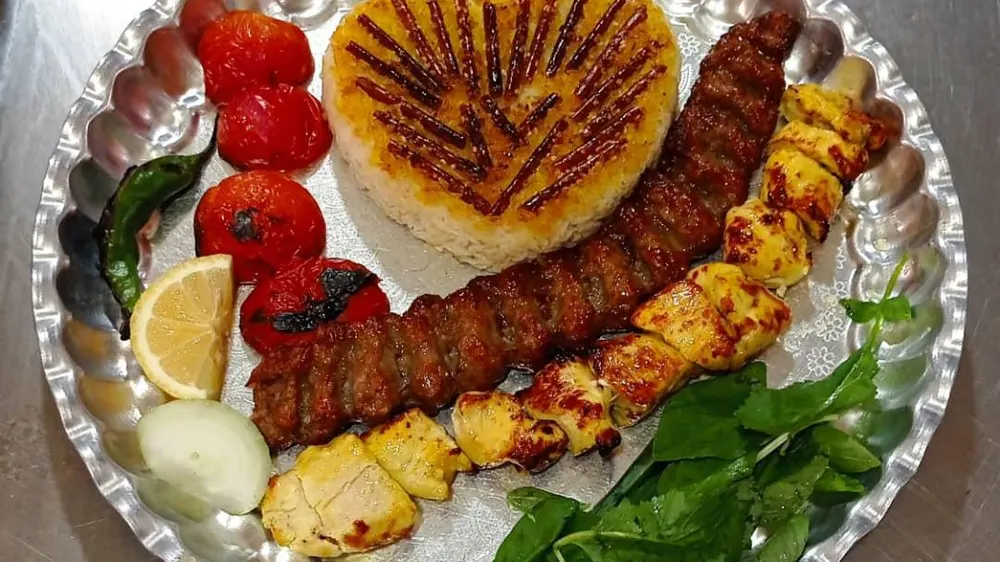 کباب سرای اذربایجان — عکس 8