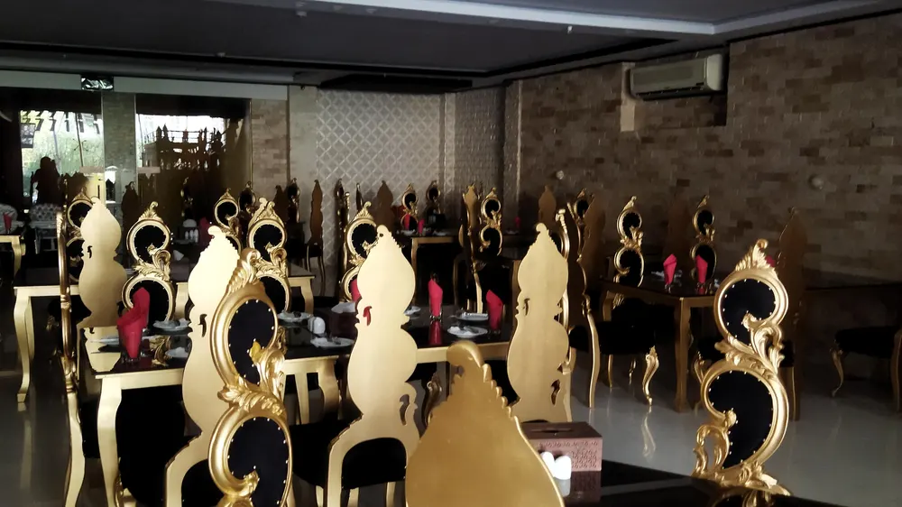 رستوران لوکس زرین — عکس 1