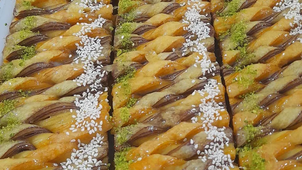 شیرینی سرای شیرین کام — عکس 7