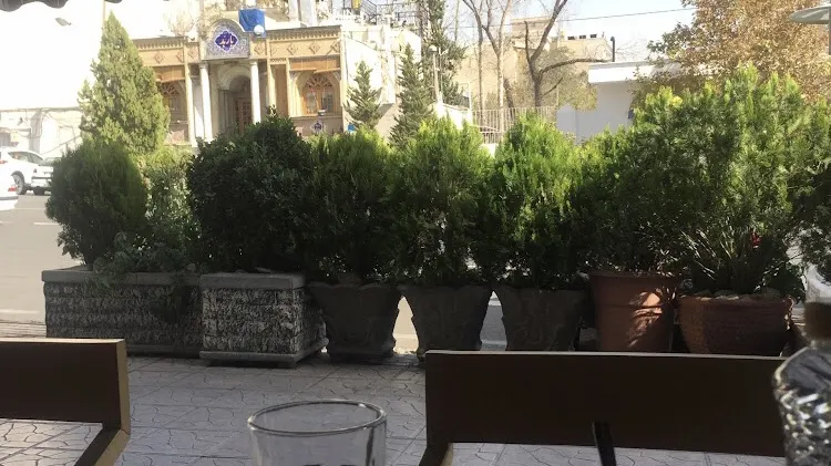 کافه رییس — عکس 3