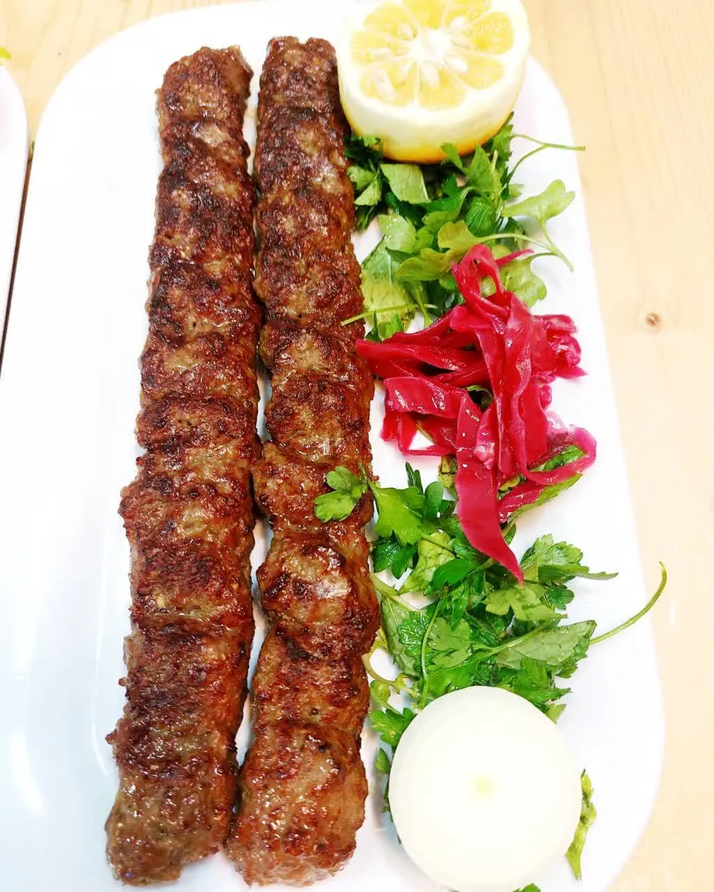 کبابسرای ناب — عکس 1