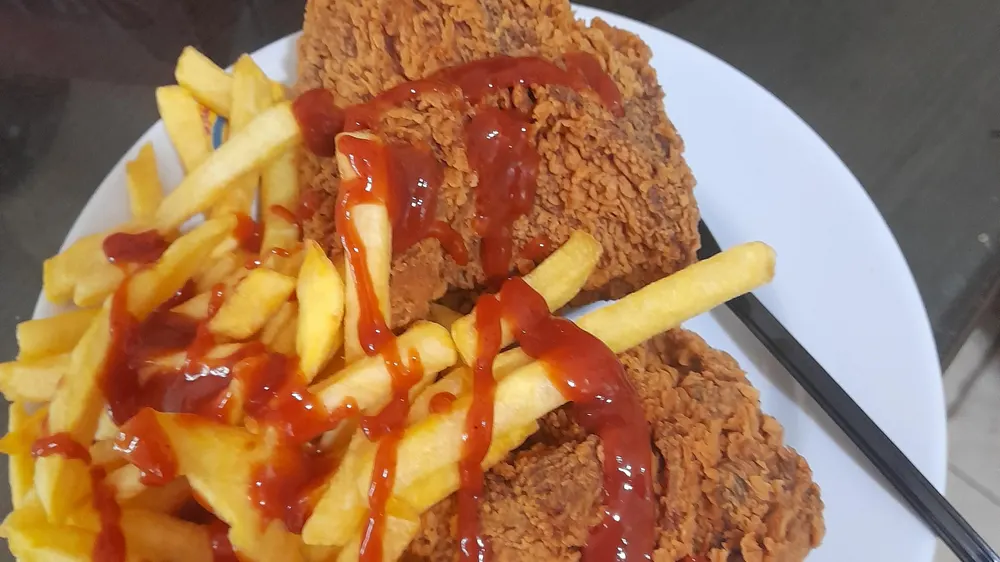 مرغ سوخاری تهران — عکس 1