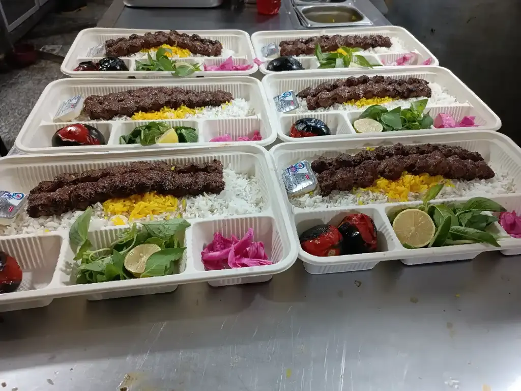 رستوران لقمه لذیذ چاووش — عکس 4