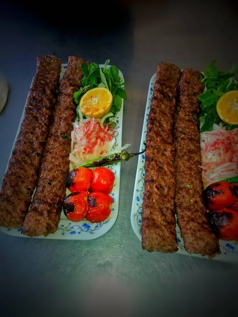 کباب ساطوری بناب رهگذر — عکس 1