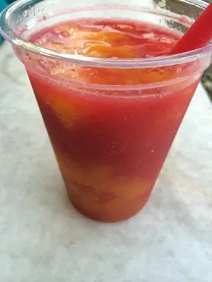 بستنی و ابمیوه هفت چشمه — عکس 2