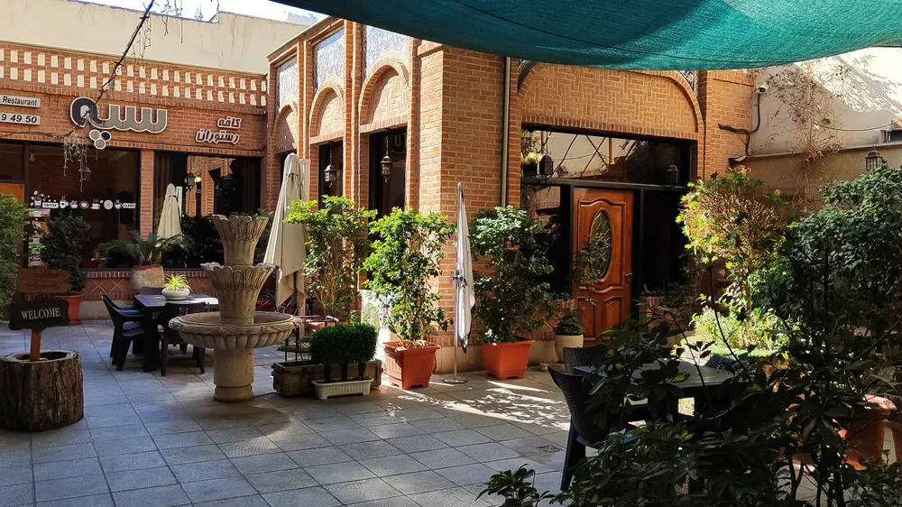 کافه رستوران سپه — عکس 1