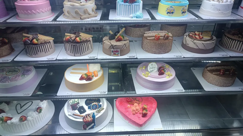 شیرینی سرای برسیم — عکس 2