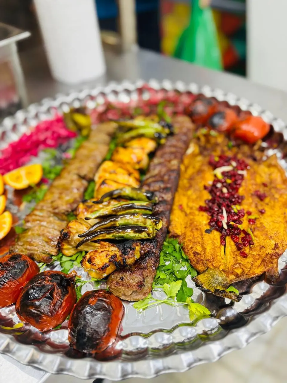 رستوران حیات — عکس 1