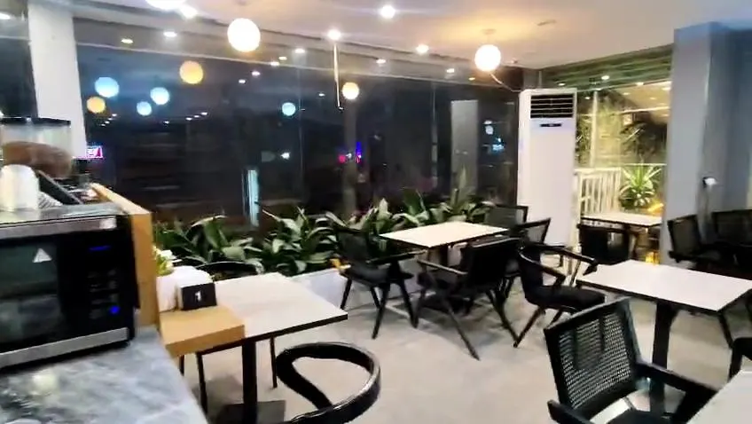 کافه رستوران لندو — عکس 1