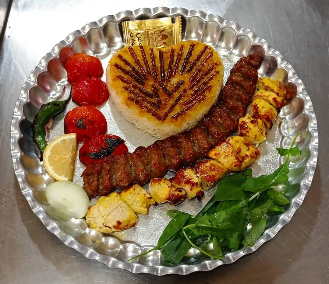کباب سرای اذربایجان — عکس 1