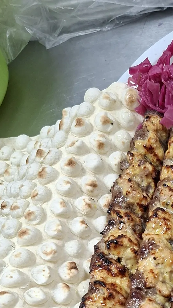 رستوران غذای سنتی و محلی حاج منصور — عکس 9