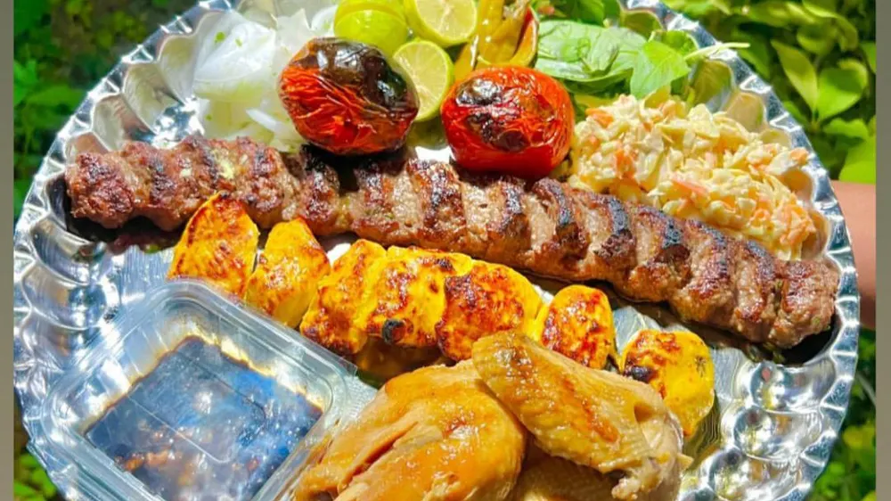 باغ رستوران کاریزما — عکس 8