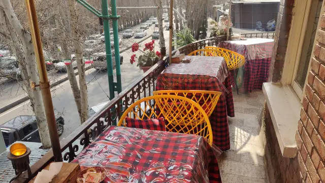 رستوران سنتی حافظیه