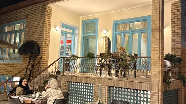 کافه کتاب انتظار
