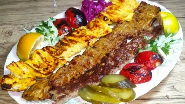 رستوران سادات